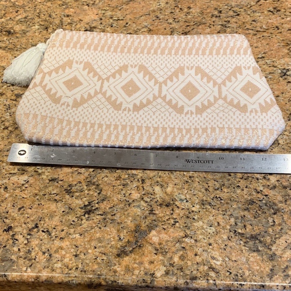 Mudpie Beige and White Geometric Clutch